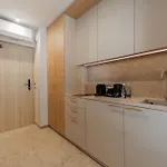 Hidden Coast - Premium Seaside With Pool, 2-minute Walk To The