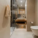Hidden Coast - Premium Seaside With Pool, 2-minute Walk To The *
