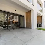 Apartamento Hidden Coast - Premium Seaside With Pool, 2-minute Walk To The *