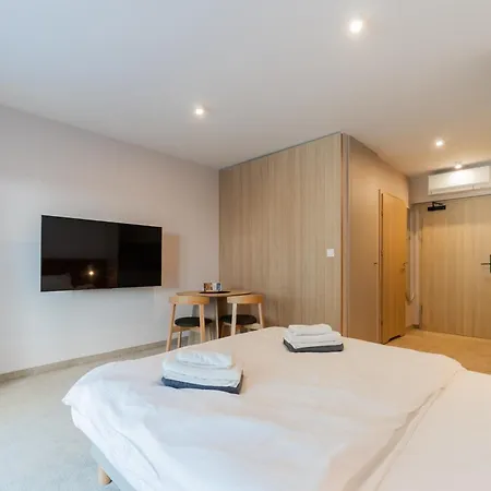 Sunny Rest In Seashell By Stayfirst * Łukęcin