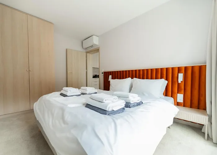 Forest & Waves - Premium Seaside Apartments With Pool, 90M To The Beach