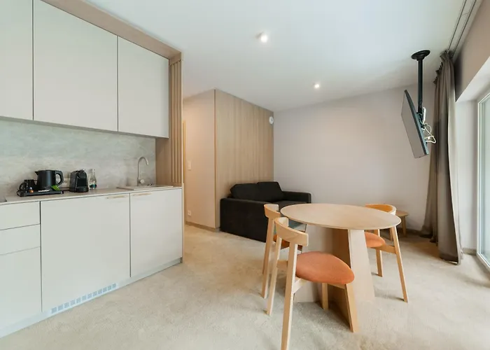 Forest & Waves - Premium Seaside Apartments With Pool, 90M To The Beach Daire Łukęcin