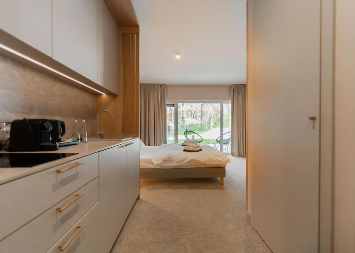 Forest & Waves - Premium Seaside Apartments With Pool, 90M To The Beach Daire *