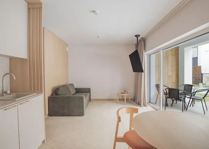 Forest & Waves - Premium Seaside Apartments With Pool, 90M To The Beach Daire