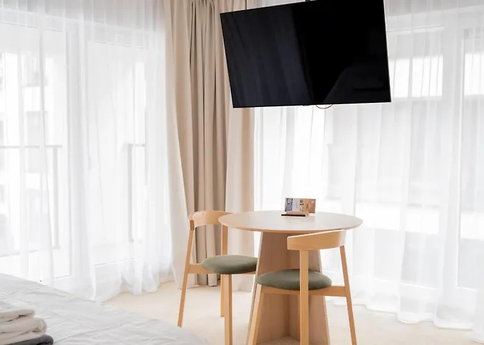 Daire Forest & Waves - Premium Seaside Apartments With Pool, 90M To The Beach